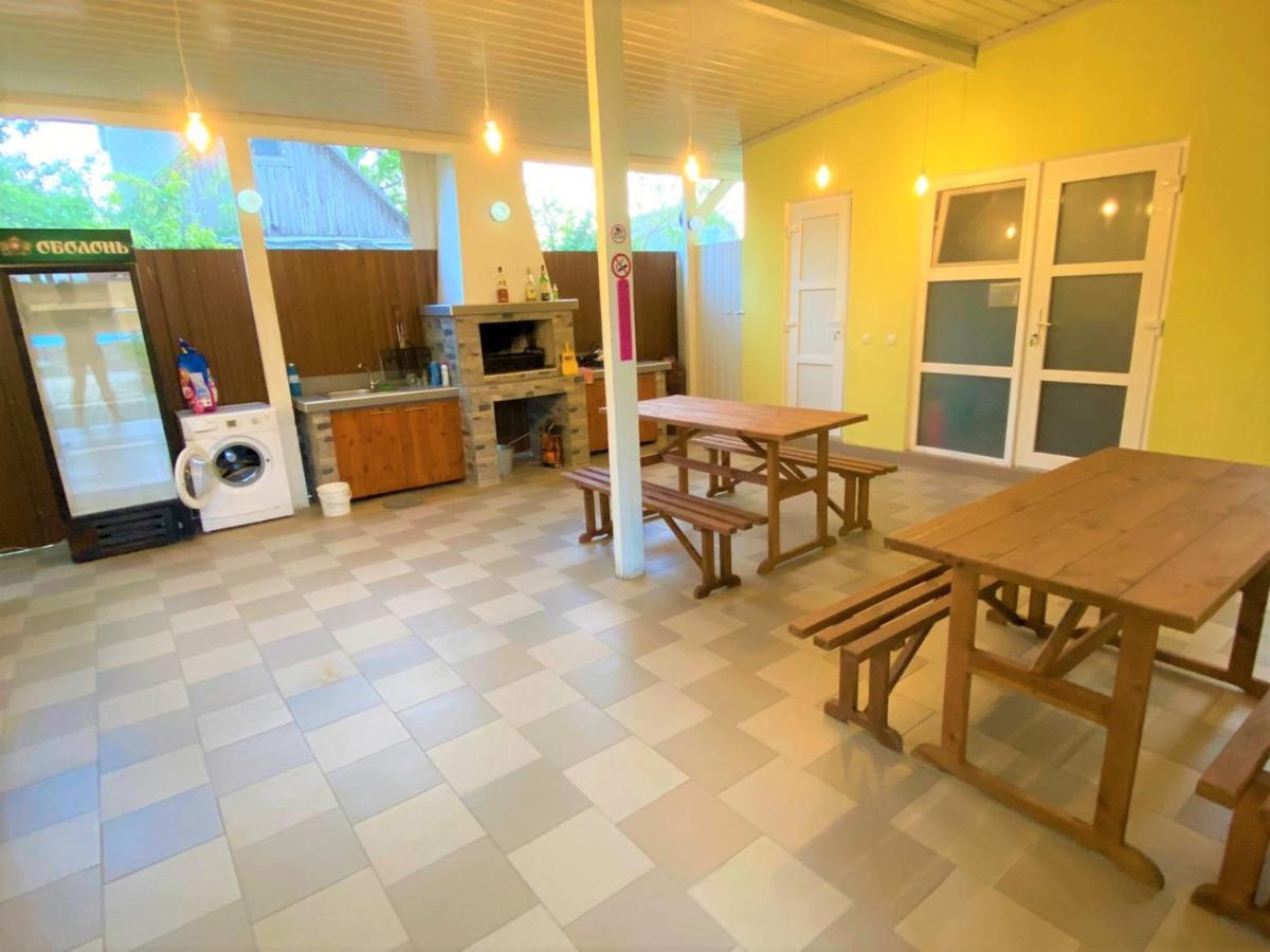 Solnechnaia Dacha Aparthotel Bugaz Exterior foto