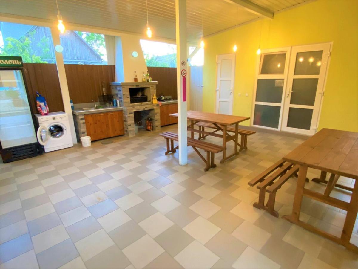 Solnechnaia Dacha Aparthotel Bugaz Exterior foto