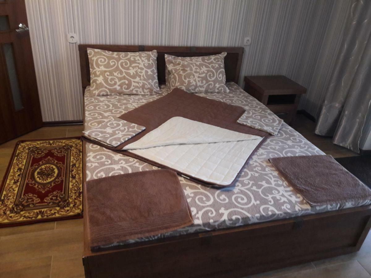 Solnechnaia Dacha Aparthotel Bugaz Exterior foto