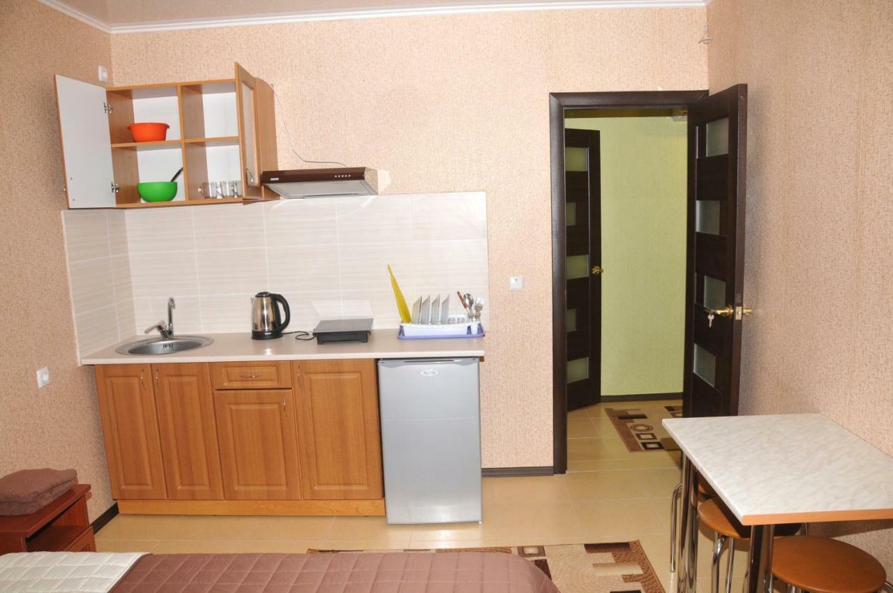 Solnechnaia Dacha Aparthotel Bugaz Exterior foto