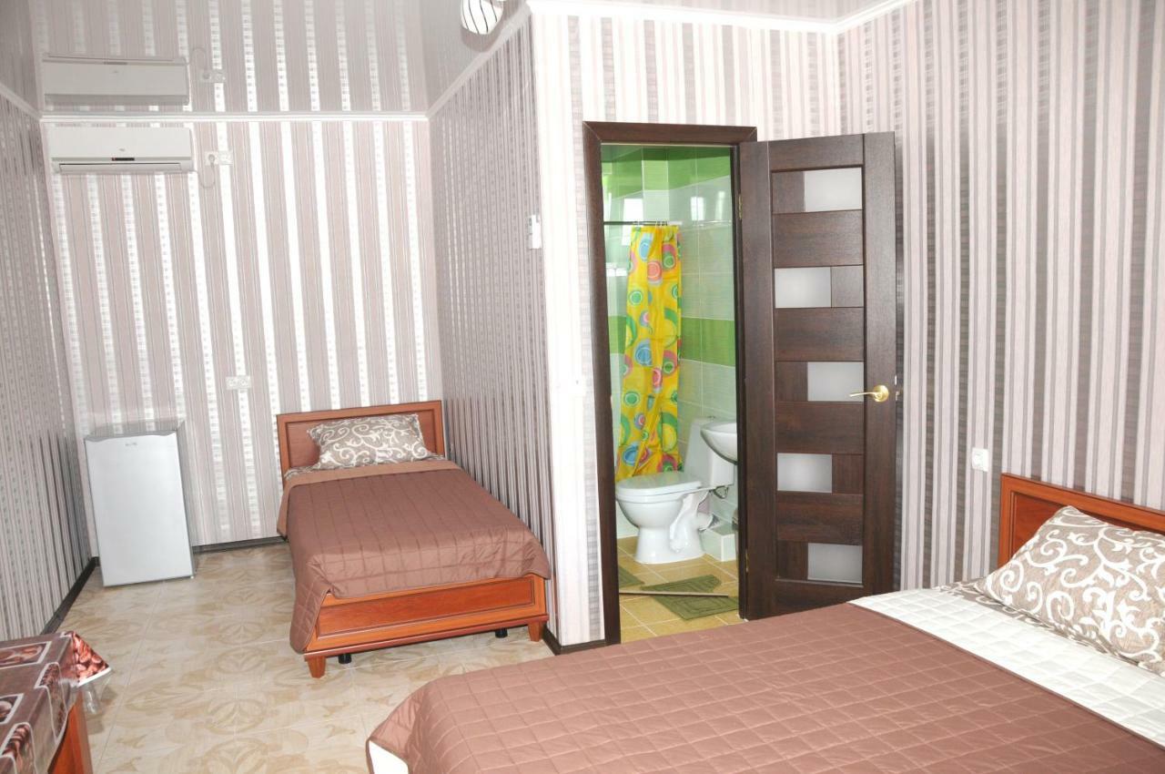 Solnechnaia Dacha Aparthotel Bugaz Exterior foto