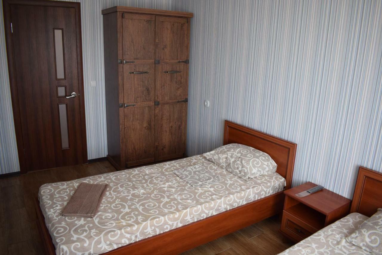 Solnechnaia Dacha Aparthotel Bugaz Exterior foto